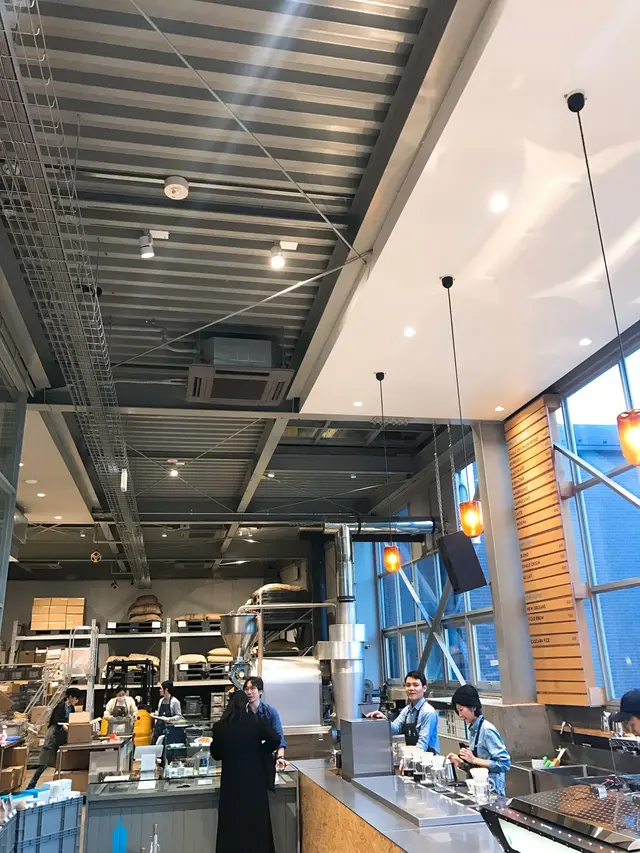 ブルーボトルコーヒー 清澄白河フラッグシップカフェ （旧：清澄白河ロースタリー&カフェ）