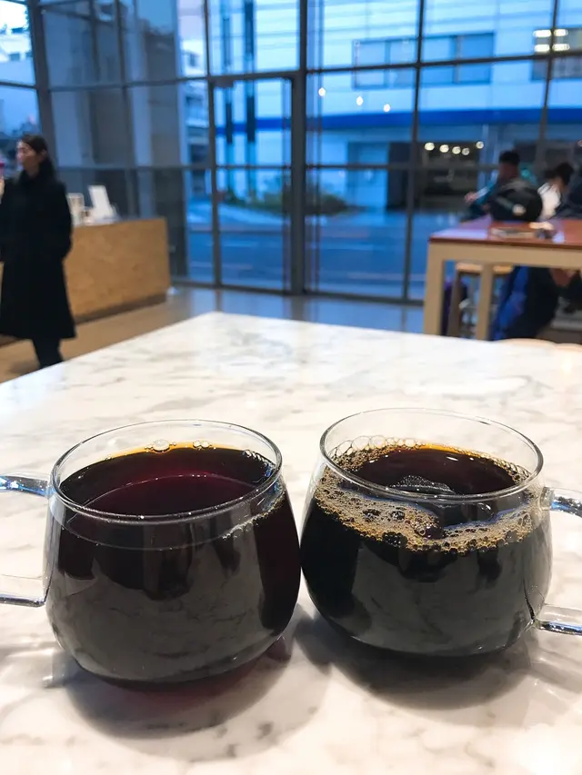 ブルーボトルコーヒー 清澄白河フラッグシップカフェ （旧：清澄白河ロースタリー&カフェ）