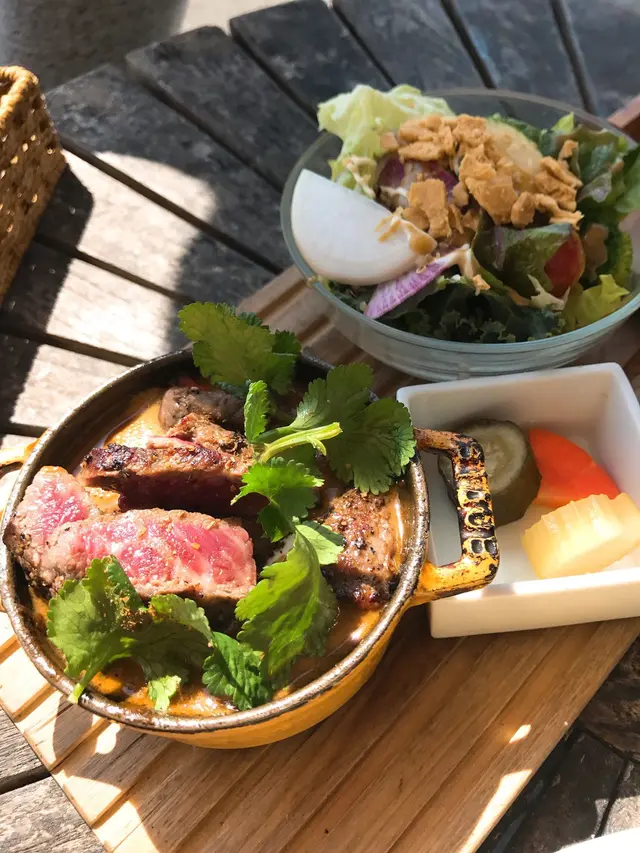 ダブルドアーズ 七里ガ浜（DOUBLE DOORS）