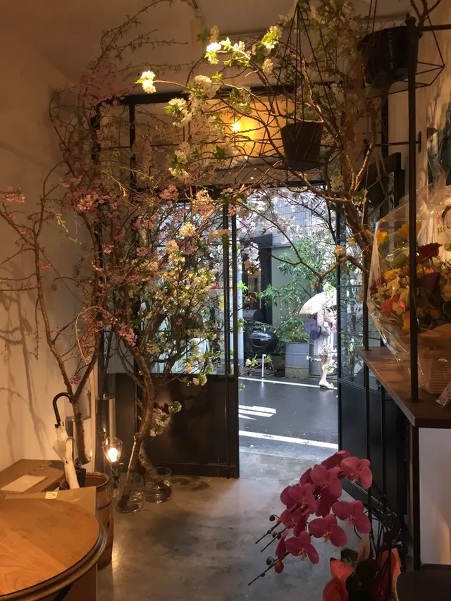YES TOKYO