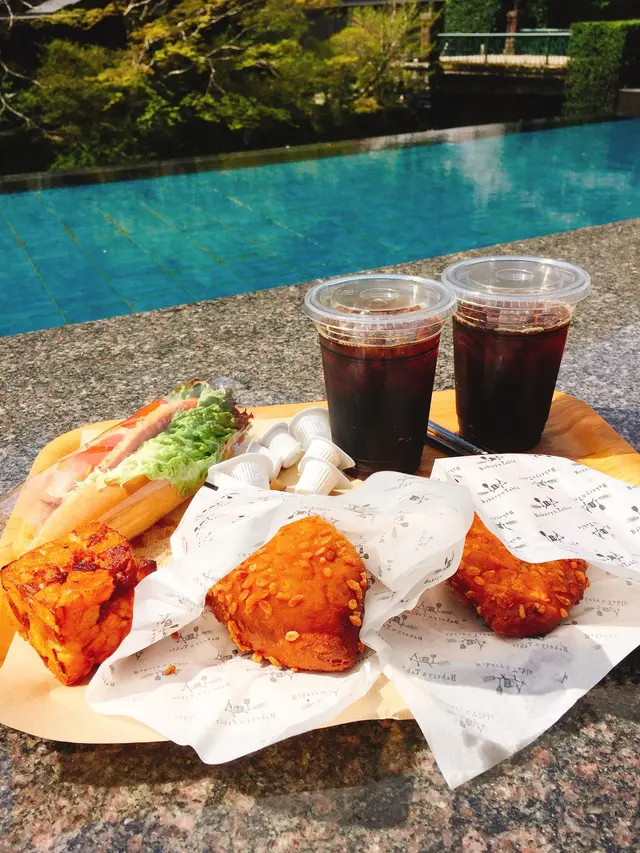 東府やベーカリー＆カフェ