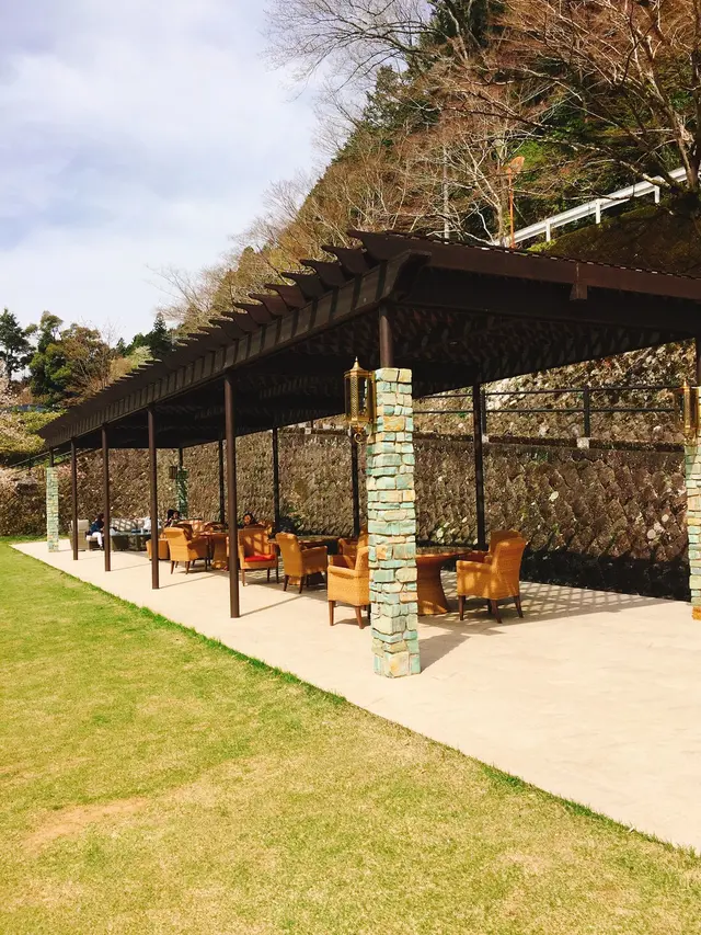 東府やベーカリー＆カフェ