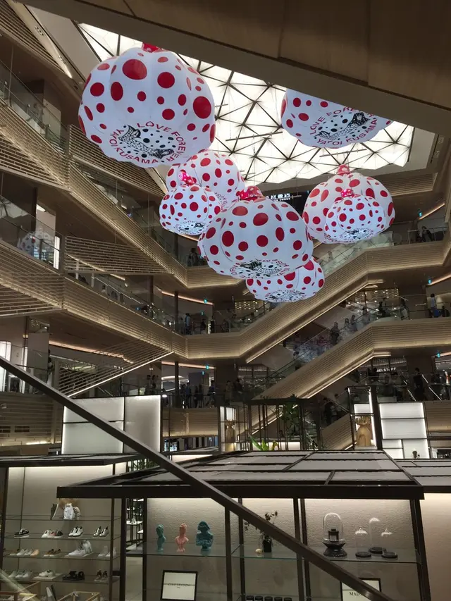 ギンザ シックス（GINZA SIX）