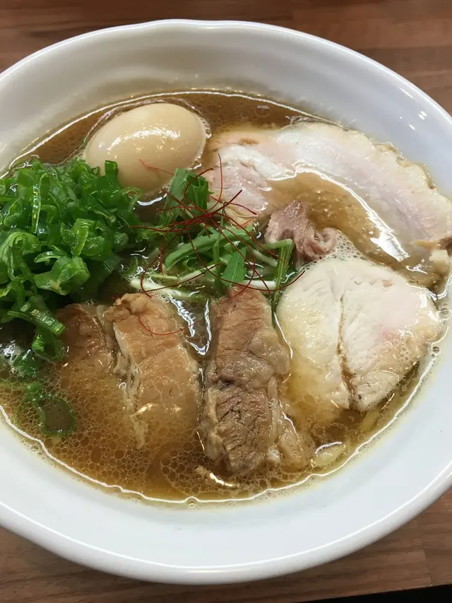麺工房 海練（うねり）