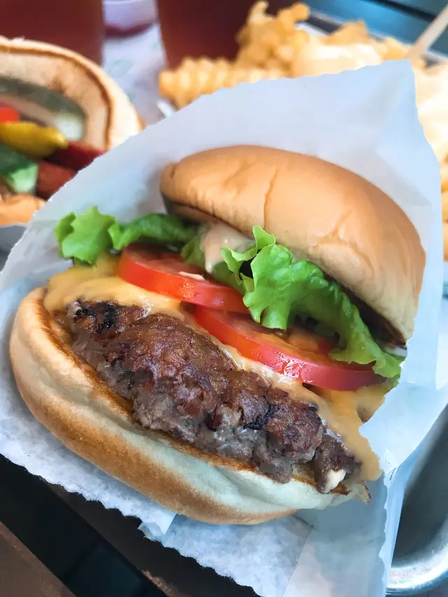 SHAKE SHACK（シェイクシャック） 東京国際フォーラム店