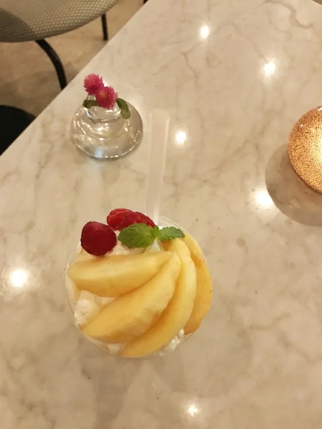 【閉業】ELLE cafe AOYAMA エルカフェ青山