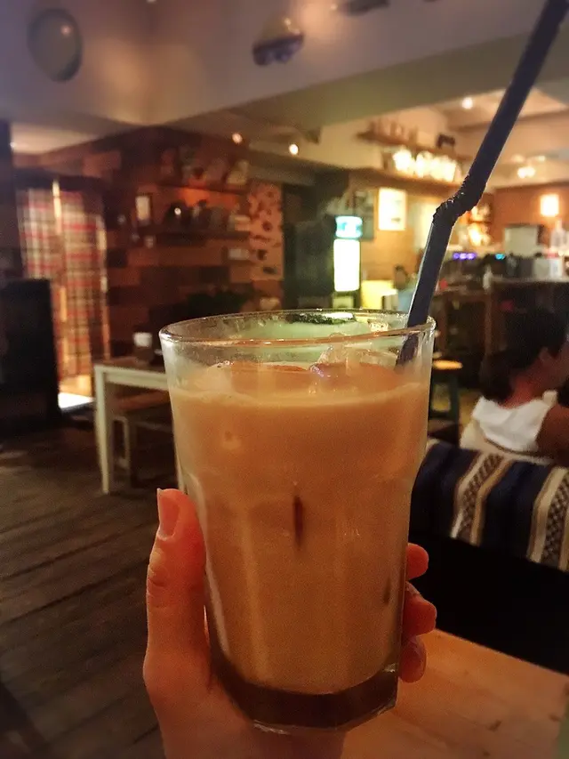 ボンダイカフェヨヨギビーチパーク （BONDI CAFE YOYOGI BEACH PARK）