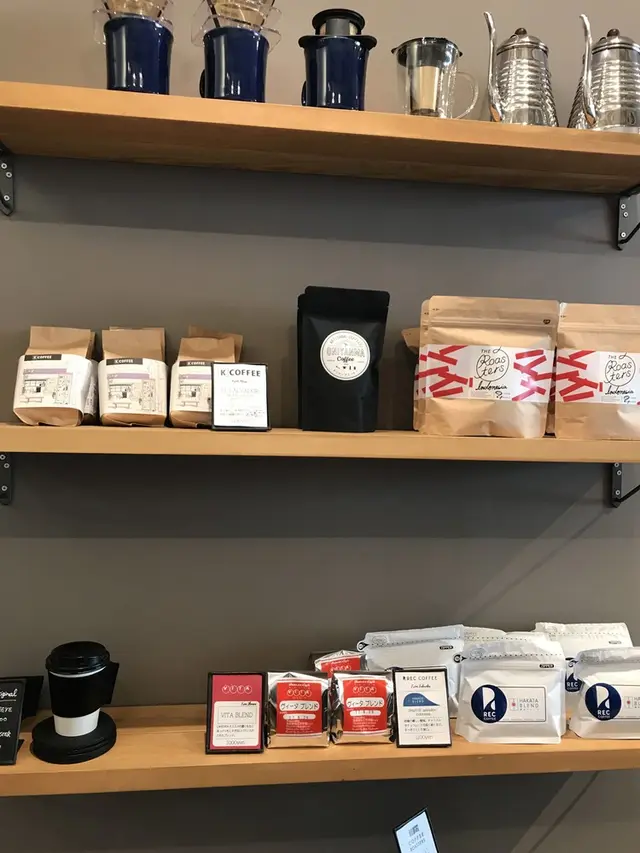 THE LOCAL COFFEE STAND