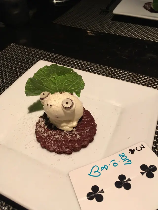 ニンジャ アカサカ（NINJA AKASAKA）