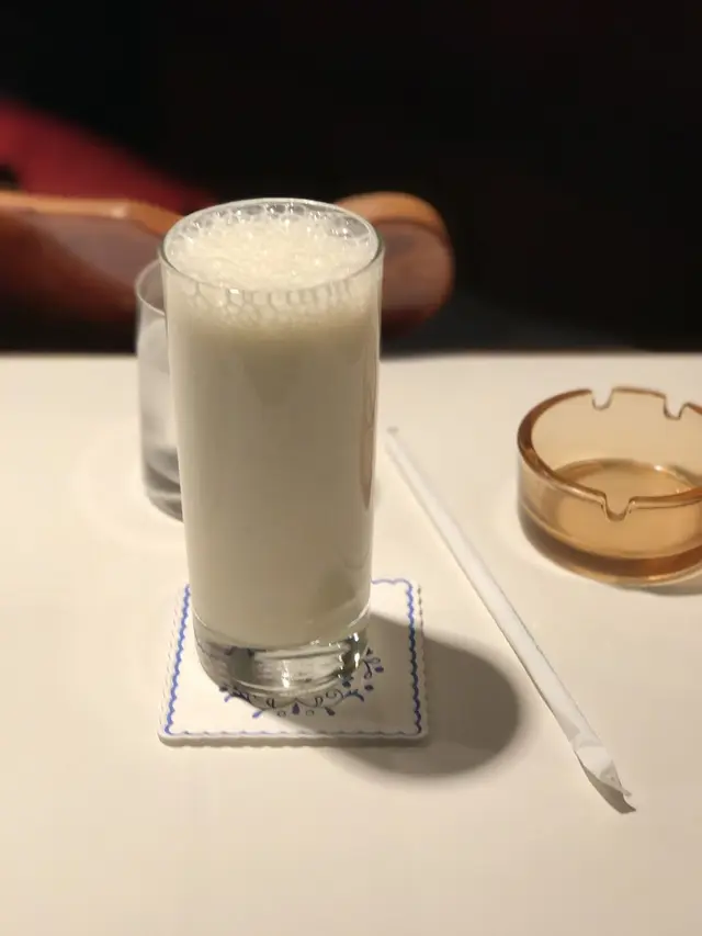 カフェ ドゥー （Café Deux） 