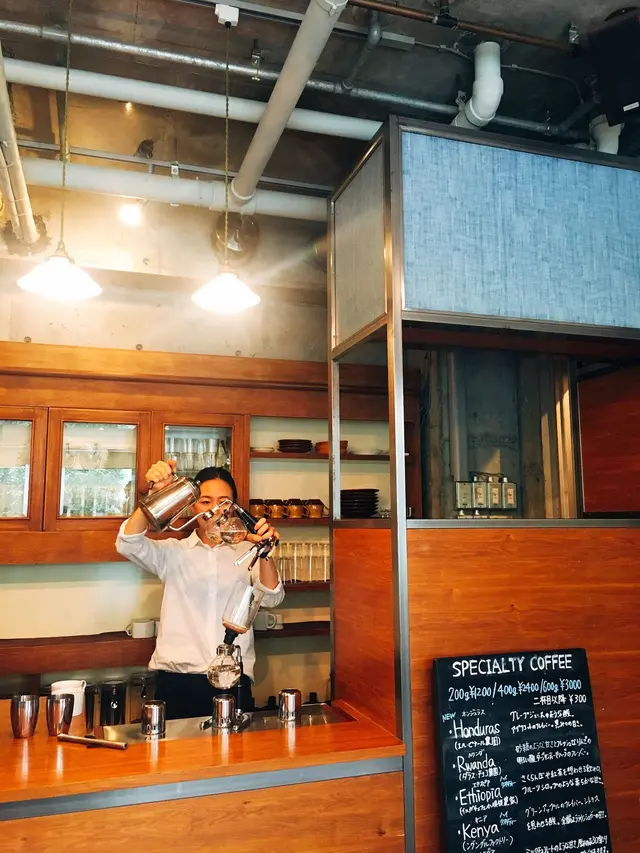 カフェ オブスキュラ （Cafe Obscura）