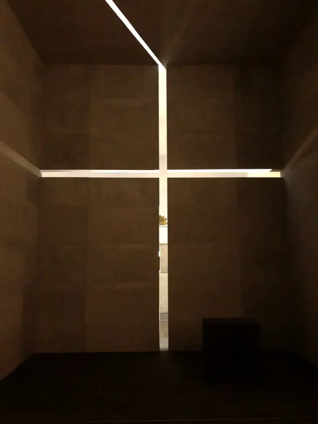 国立新美術館