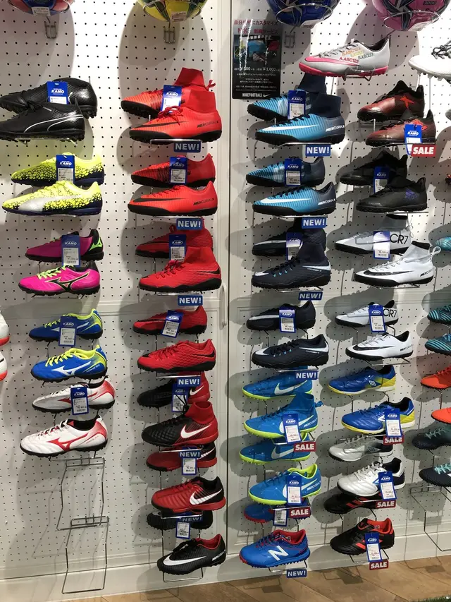 サッカーショップKAMO 原宿店