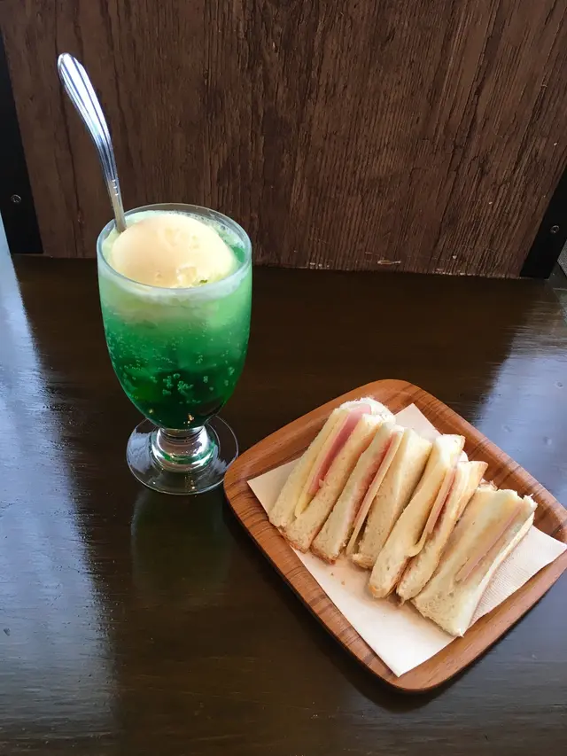 梅の木 本店