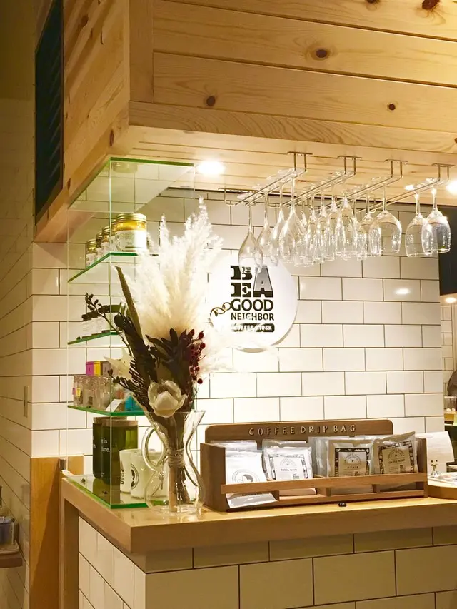 ビー ア グッド ネイバー コーヒー キオスク 六本木（BE A GOOD NEIGHBOR COFFEE KIOSK ROPPONGI）