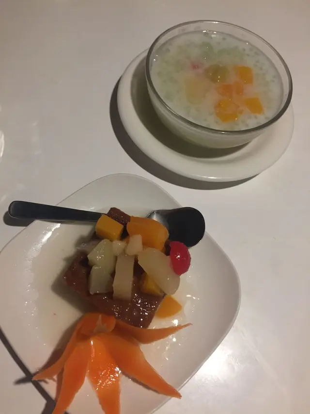 青山ガパオ食堂