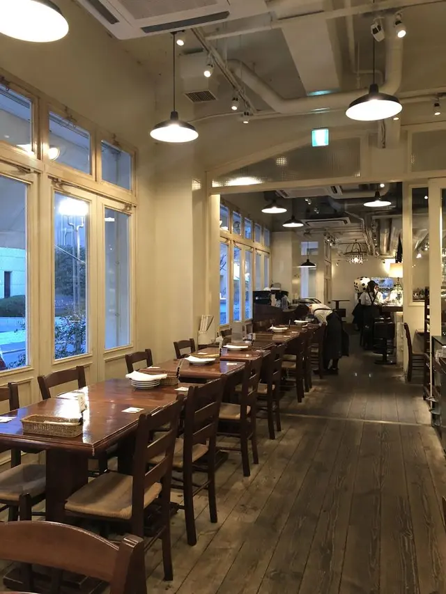 Bar&Bistro 64