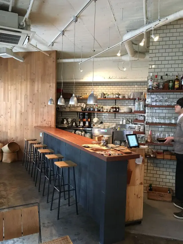 ホワイトバード コーヒースタンド(Whitebird coffee stand)