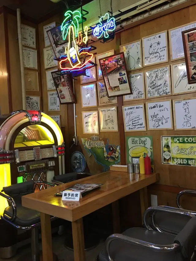 ハニービー