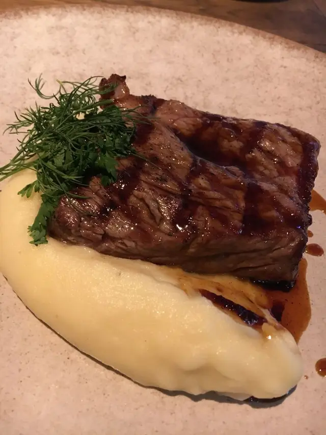 Salt grill & tapas bar