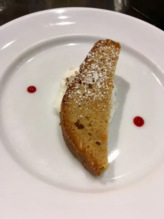 麹町カフェ (Kojimachi Cafe)