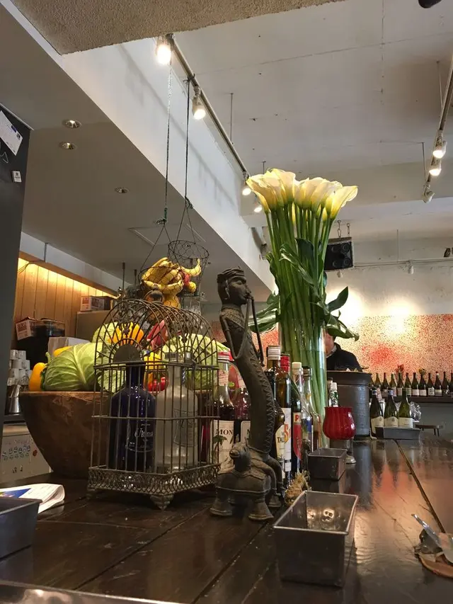 麹町カフェ (Kojimachi Cafe)