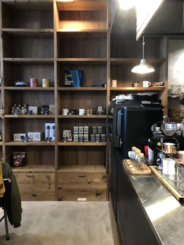 SCHOOL BUS COFFEE STOP KITAHAMA（スクールバスコーヒーストップ）