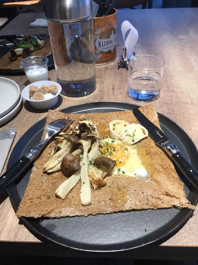 ガレットカフェHAZE（ヘイズ）