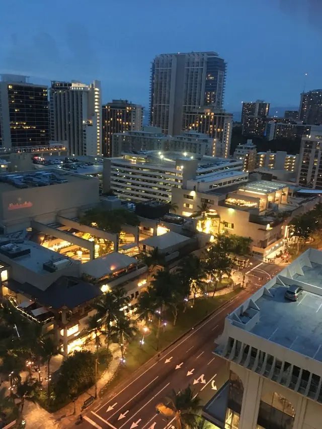 スカイ ワイキキ（SKY Waikiki）