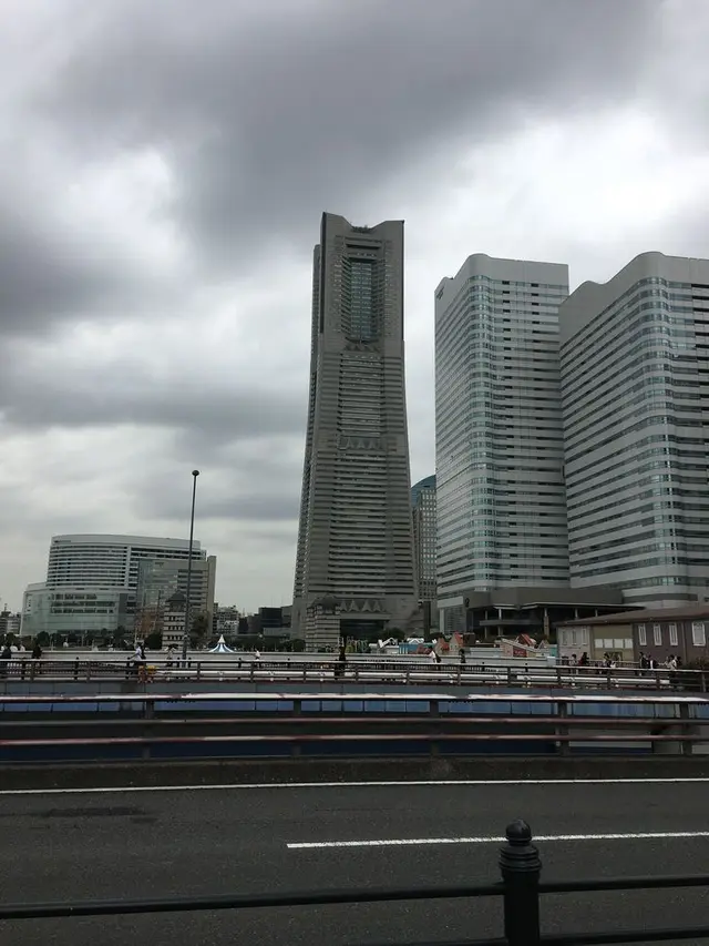 横浜ランドマークタワー