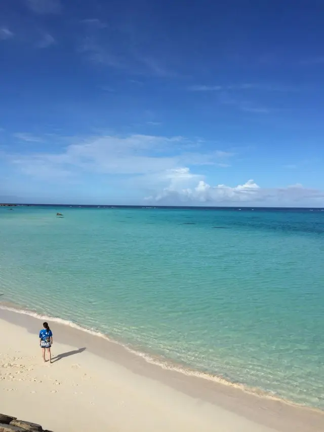 下地島空港RW17エンド横のビーチ