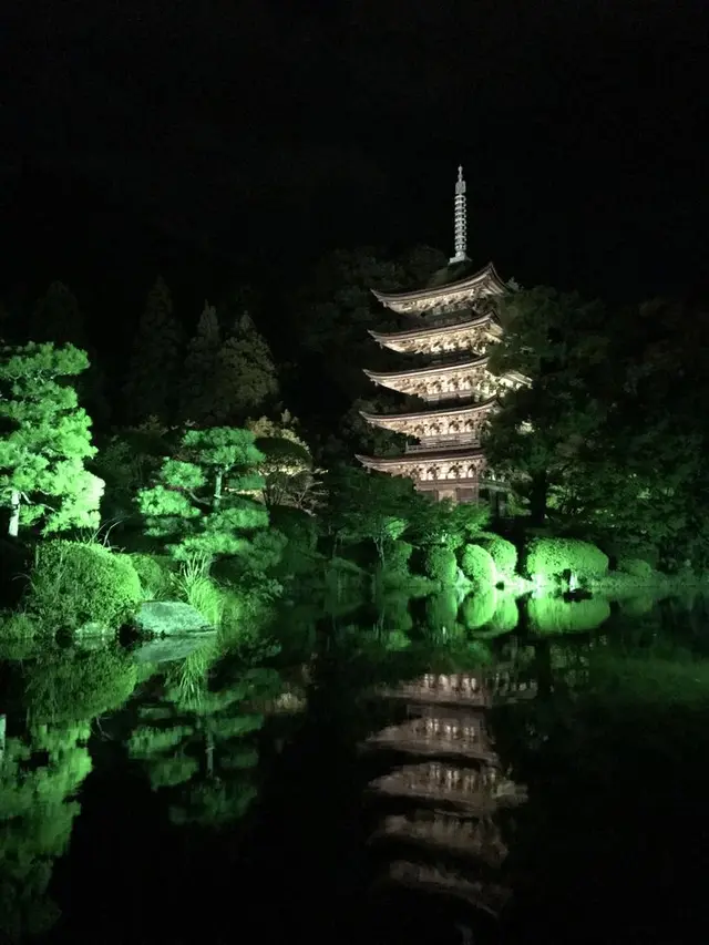 瑠璃光寺五重塔