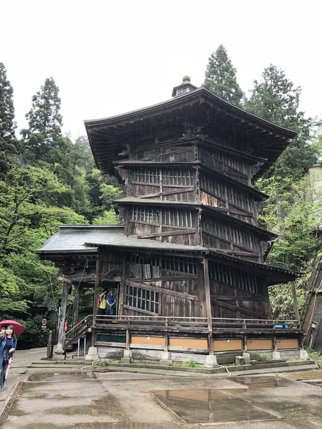 会津さざえ堂（円通三匝堂）