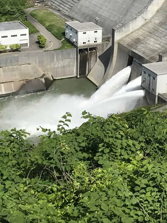 月山ダム