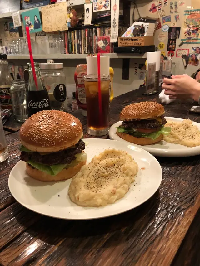 ウーピーゴールドバーガー