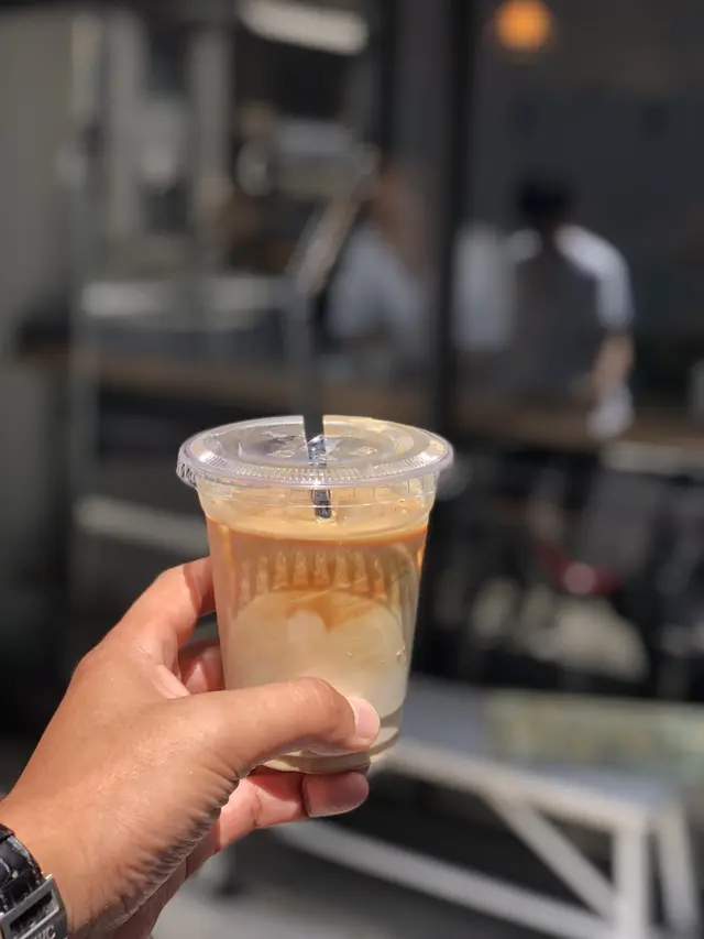 Byronbay Coffee 大門店（バイロンベイコーヒー 大門店）