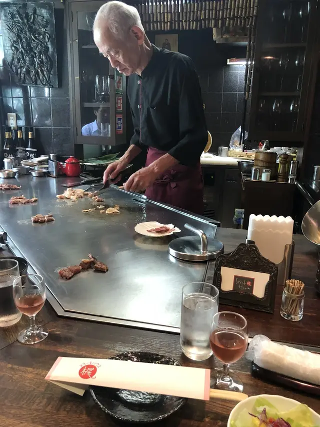 ステーキハウス梶