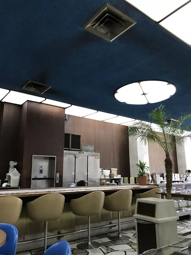 近江屋洋菓子店