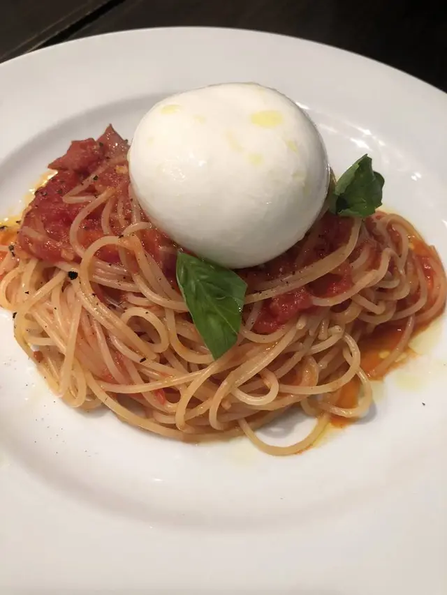 花畑牧場十勝チーズ工房 MOZZARELLA BAR