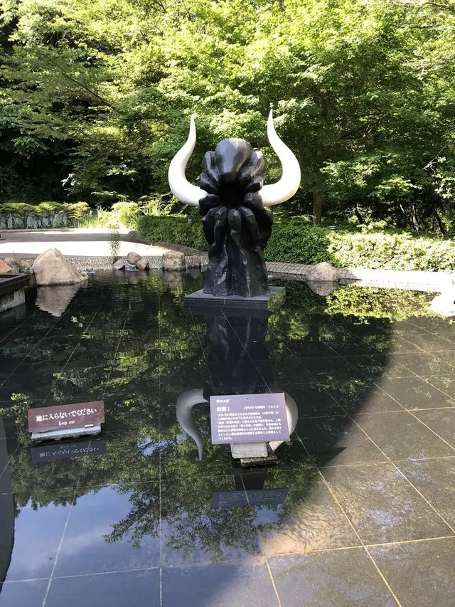 川崎市岡本太郎美術館