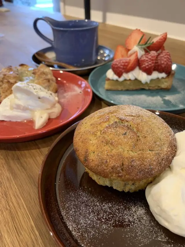 CAFE and BAKE BeBe