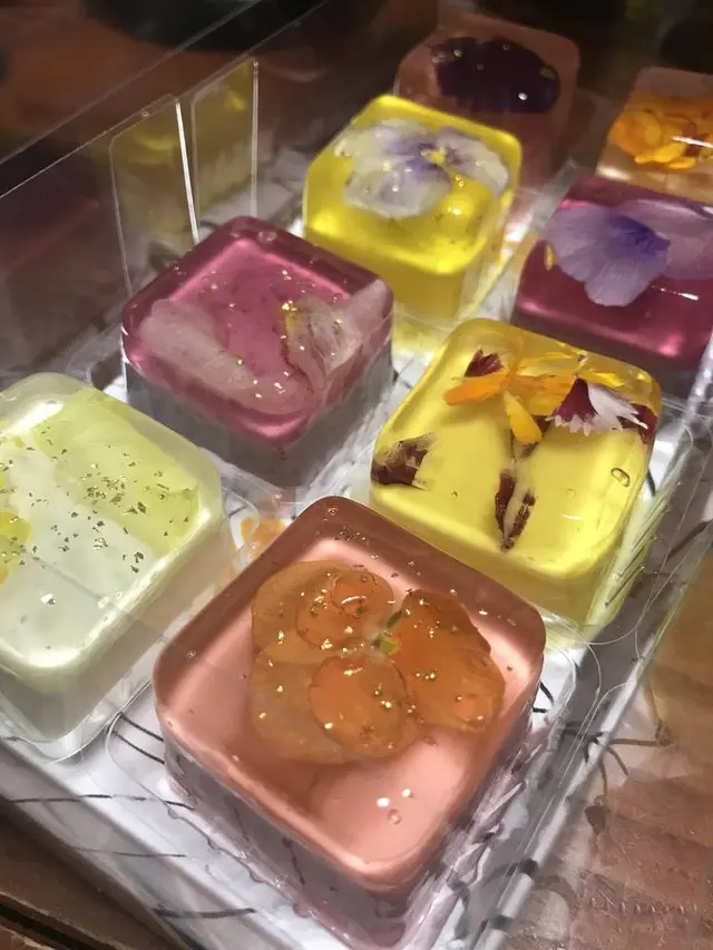 花のババロア havaro トウキョウミタス店