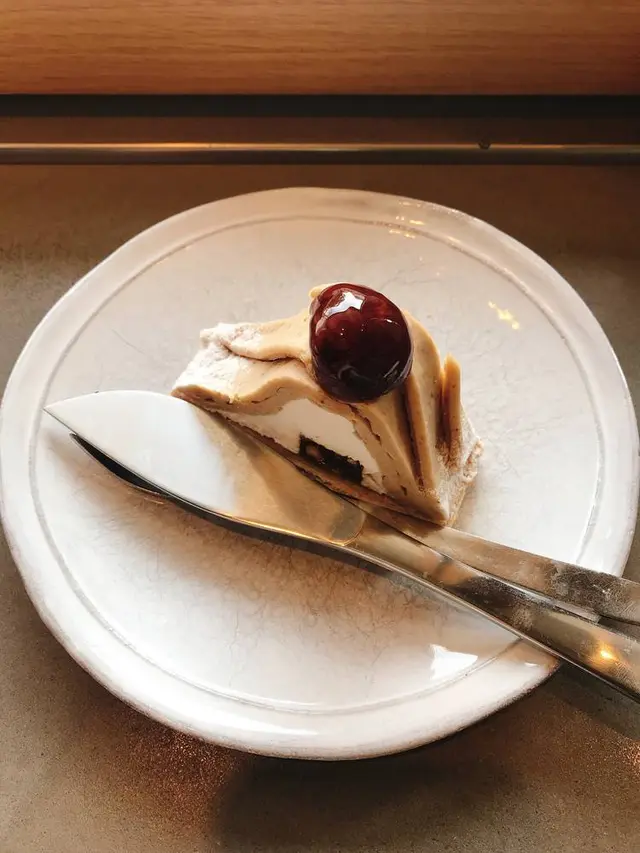 パティスリィ アサコ イワヤナギ（ PÂTISSERIE ASAKO IWAYANAGI）