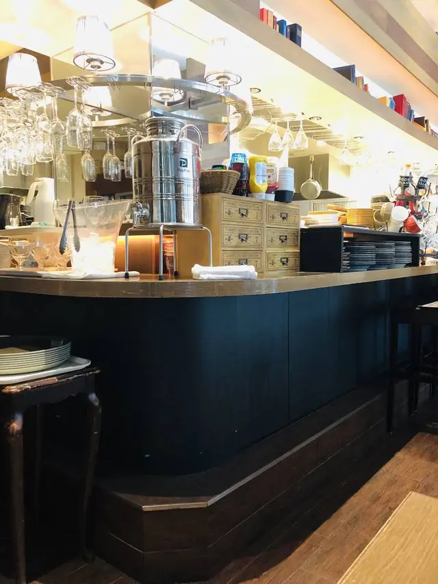 BLUE POINT（ブルーポイント）