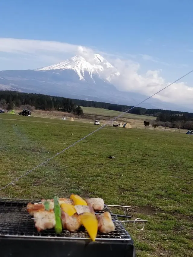 ふもとっぱら