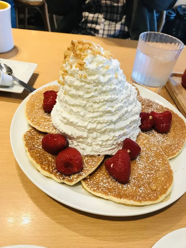 エッグスンシングス 湘南江の島店
