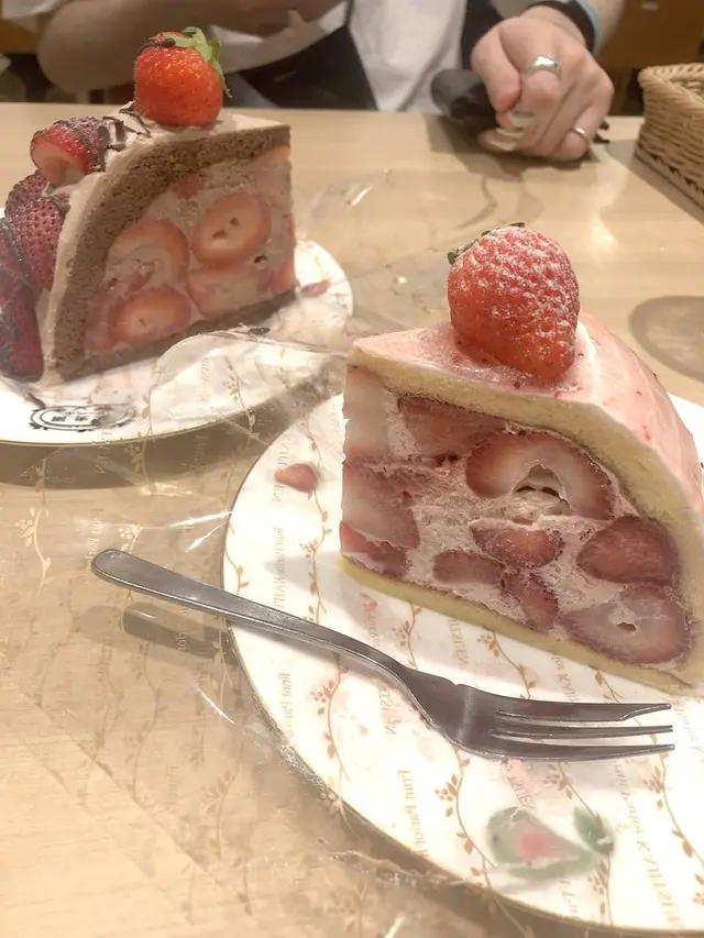 【閉業】果実園リーベル 新宿店