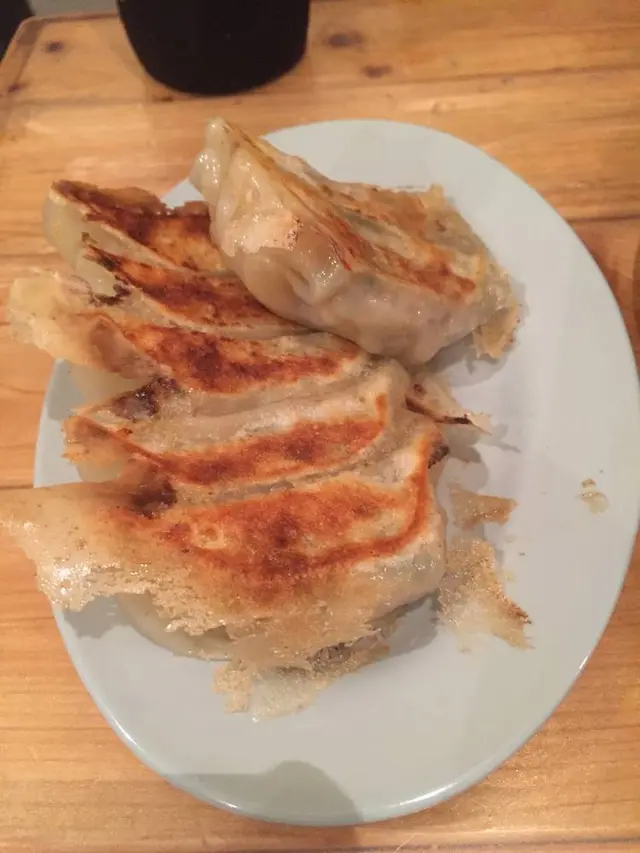 餃子屋 社領