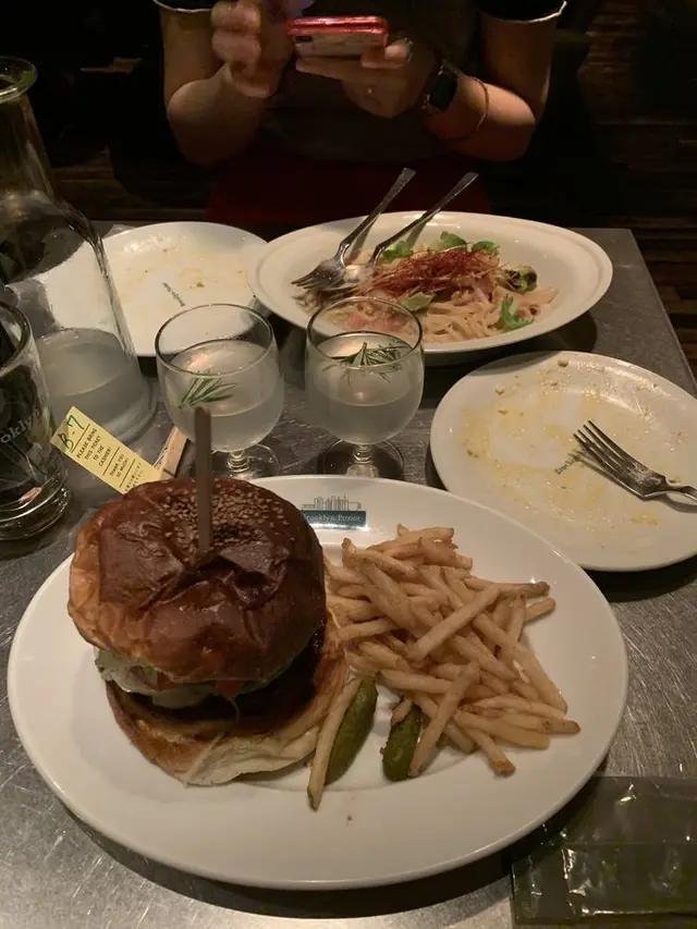 Brooklyn Parlor（ブルックリンパーラー）