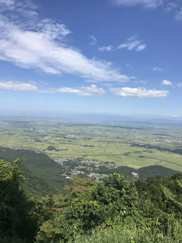 弥彦山